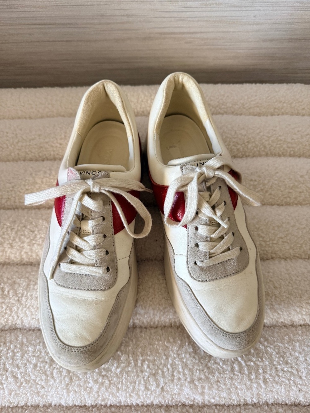 Vince Sneakers